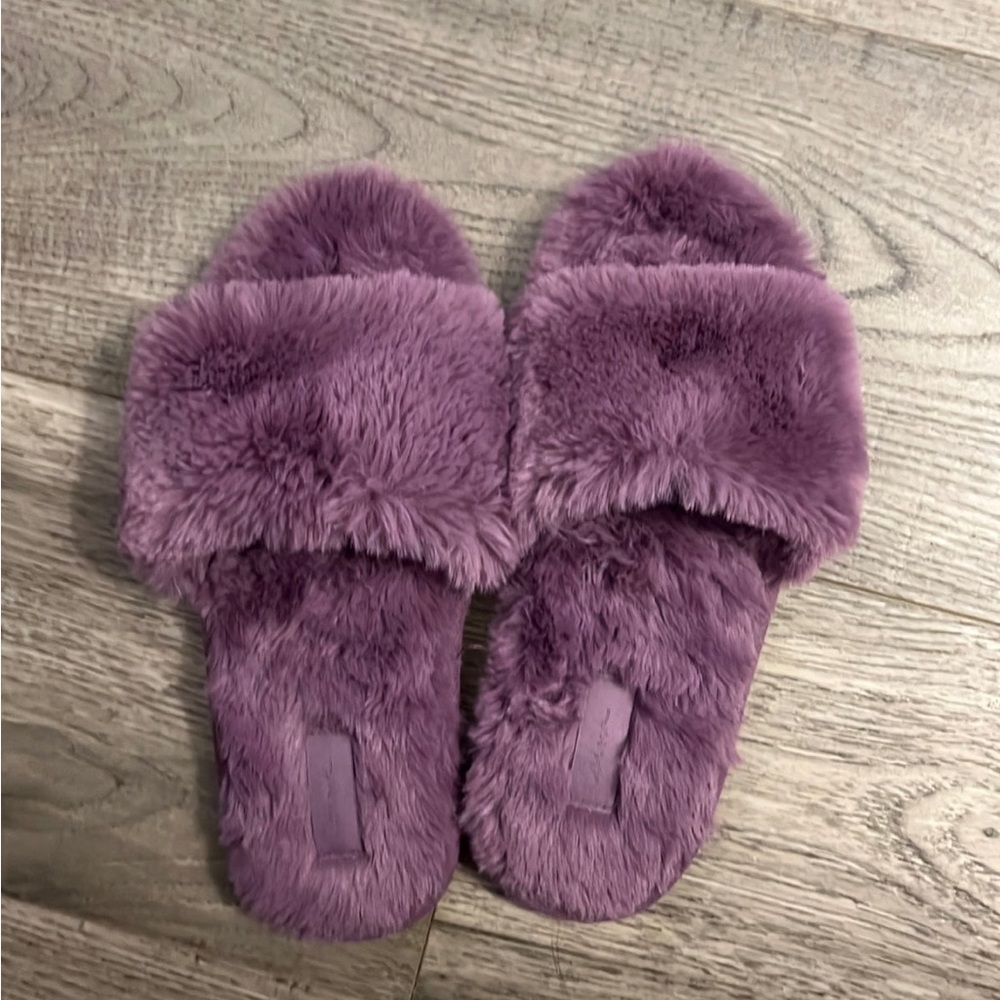 Vs PINK Slippers
